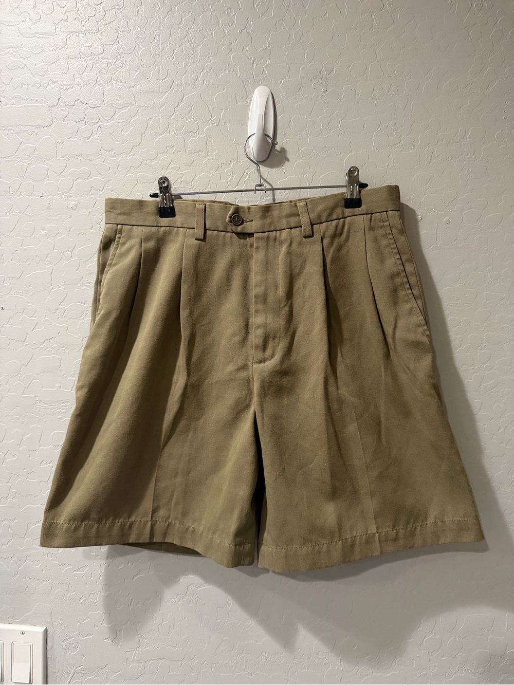 Vintage Callaway Golf Pro Spin Pleated Dark Khaki Shorts Size 33 Bin 1